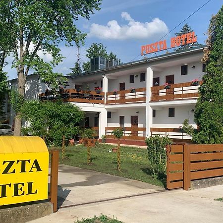 Puszta Hotel Berekfurdo Exterior photo